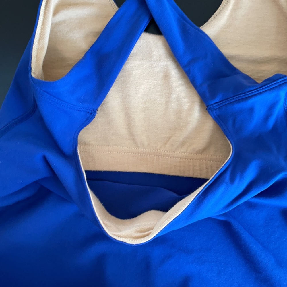 Lulu lemon cross back tank - Picture 6 of 8